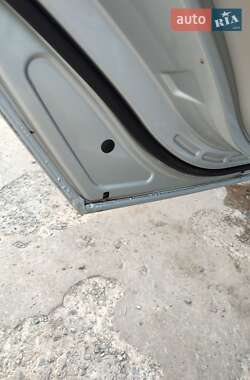 Хэтчбек Mercedes-Benz B-Class 2006 в 