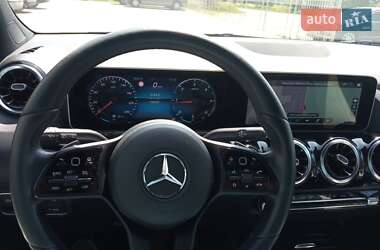Хэтчбек Mercedes-Benz B-Class 2019 в 