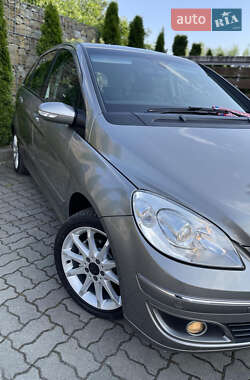 Хэтчбек Mercedes-Benz B-Class 2007 в 