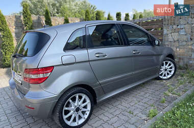 Хэтчбек Mercedes-Benz B-Class 2007 в 