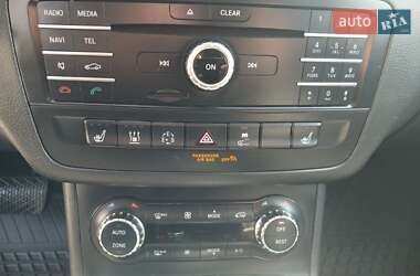 Хэтчбек Mercedes-Benz B-Class 2015 в 