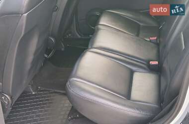 Хэтчбек Mercedes-Benz B-Class 2009 в 