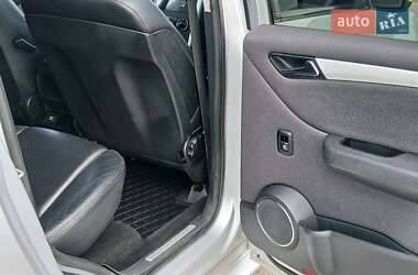 Хэтчбек Mercedes-Benz B-Class 2009 в 