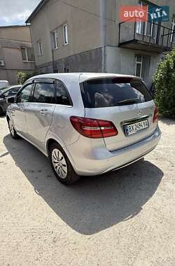 Хэтчбек Mercedes-Benz B-Class 2015 в 