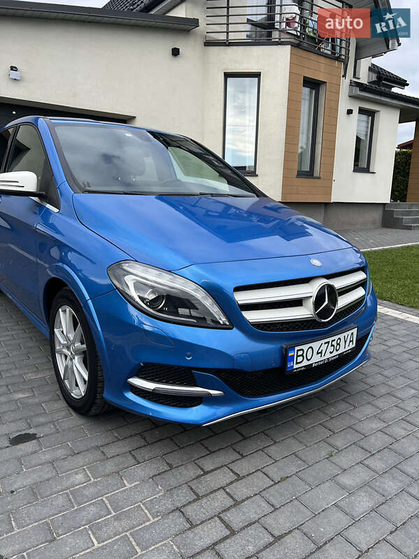 Хэтчбек Mercedes-Benz B-Class 2016 в Тернополе