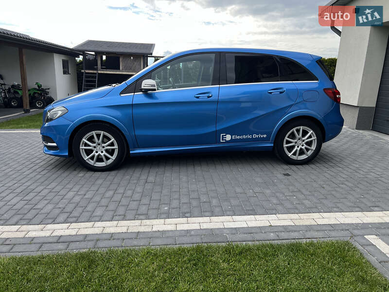Хэтчбек Mercedes-Benz B-Class 2016 в Тернополе