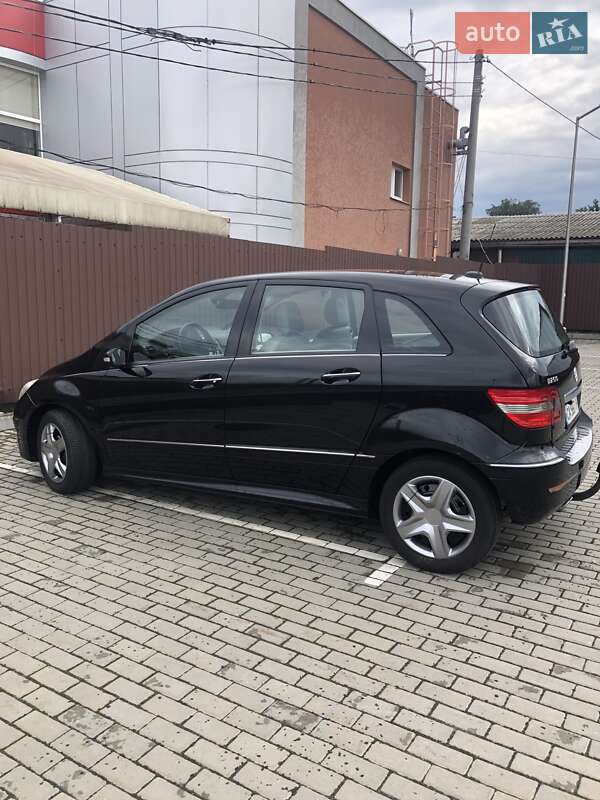 Mercedes-Benz B-Class 2005