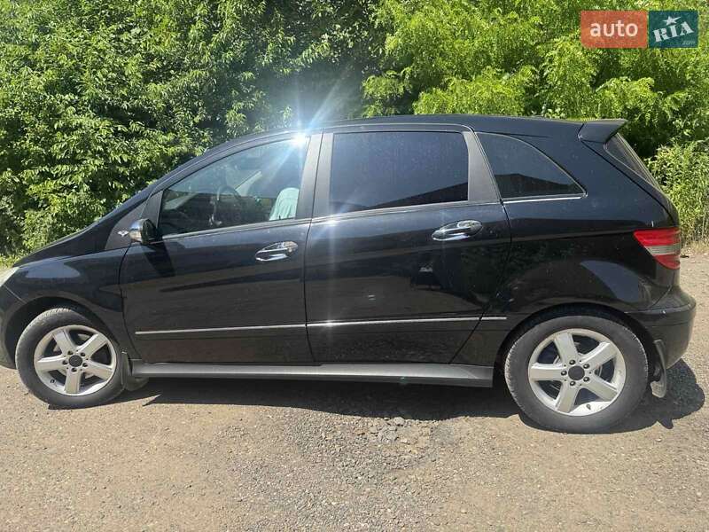 Хэтчбек Mercedes-Benz B-Class 2006 в Черновцах