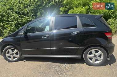 Хэтчбек Mercedes-Benz B-Class 2006 в 