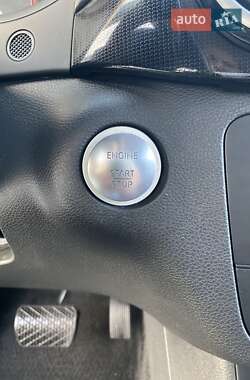 Хэтчбек Mercedes-Benz B-Class 2017 в 