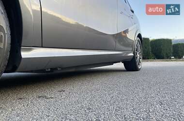 Хэтчбек Mercedes-Benz B-Class 2017 в 