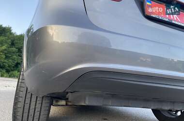Хэтчбек Mercedes-Benz B-Class 2017 в 