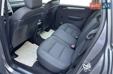 Хэтчбек Mercedes-Benz B-Class 2010 в 