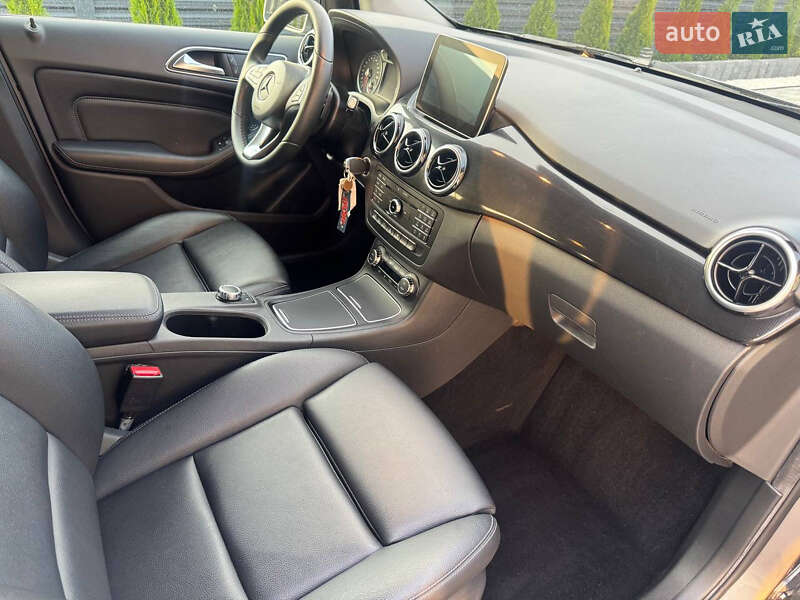 Хэтчбек Mercedes-Benz B-Class 2016 в Ковеле