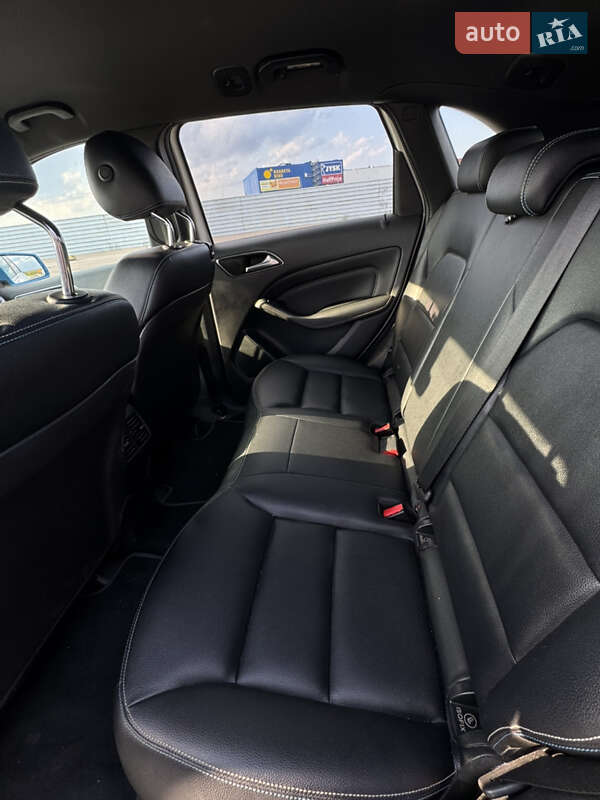 Хэтчбек Mercedes-Benz B-Class 2015 в Львове