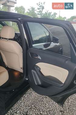Хэтчбек Mercedes-Benz B-Class 2016 в 