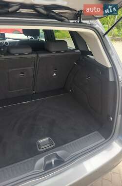 Хэтчбек Mercedes-Benz B-Class 2015 в 