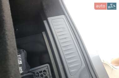 Хэтчбек Mercedes-Benz B-Class 2015 в 