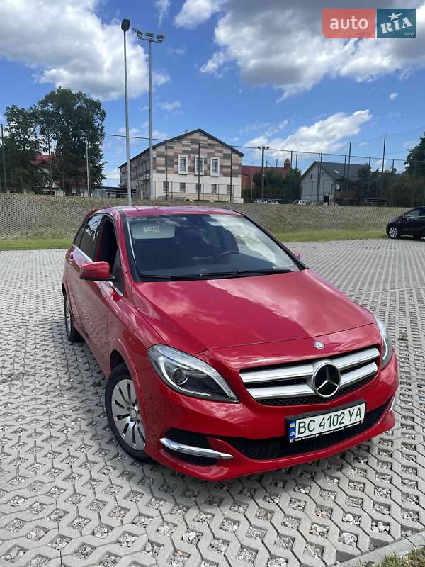 Хэтчбек Mercedes-Benz B-Class 2015 в Львове