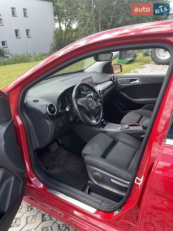 Хэтчбек Mercedes-Benz B-Class 2015 в Львове