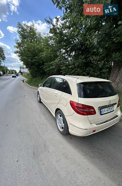 Хэтчбек Mercedes-Benz B-Class 2013 в Черновцах