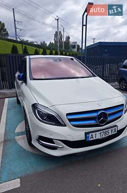 Хетчбек Mercedes-Benz B-Class 2016 в Вишгороді