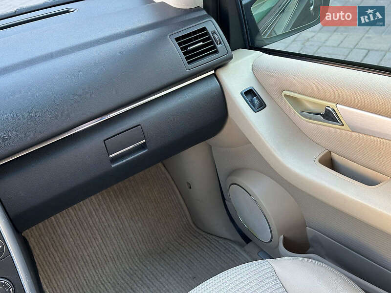 Хэтчбек Mercedes-Benz B-Class 2005 в Одессе
