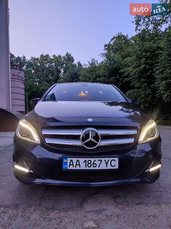 Mercedes-Benz B-Class 2017