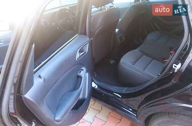 Хэтчбек Mercedes-Benz B-Class 2015 в 