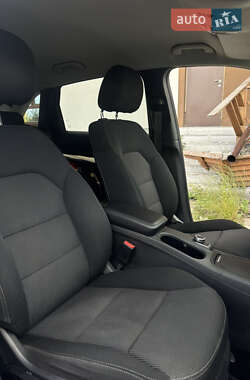 Хэтчбек Mercedes-Benz B-Class 2012 в 