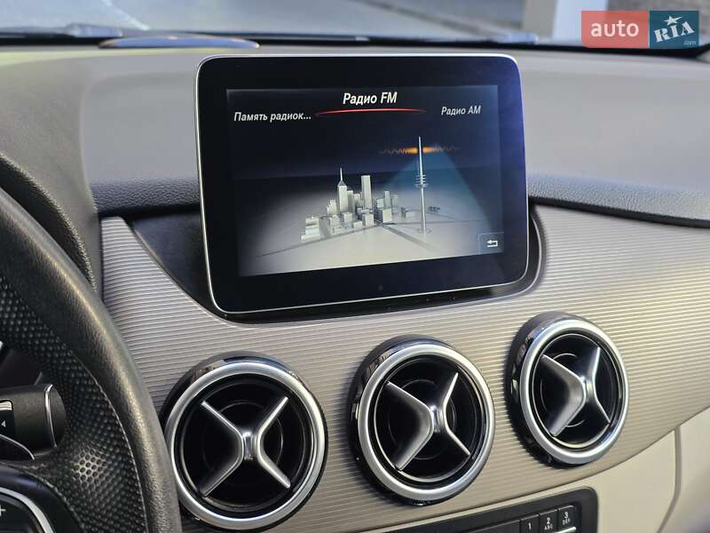 Хэтчбек Mercedes-Benz B-Class 2016 в Хмельницком