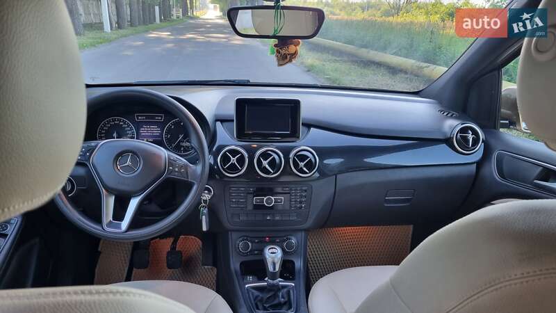 Хэтчбек Mercedes-Benz B-Class 2012 в Коростене