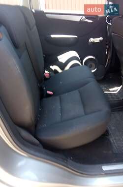 Хэтчбек Mercedes-Benz B-Class 2006 в 