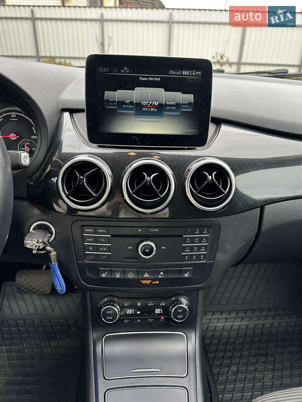 Хэтчбек Mercedes-Benz B-Class 2016 в Житомире
