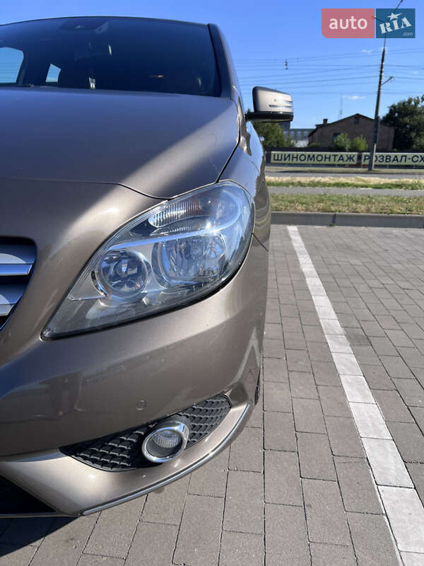 Хэтчбек Mercedes-Benz B-Class 2012 в Белой Церкви