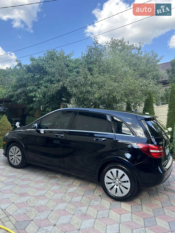 Хэтчбек Mercedes-Benz B-Class 2017 в Харькове