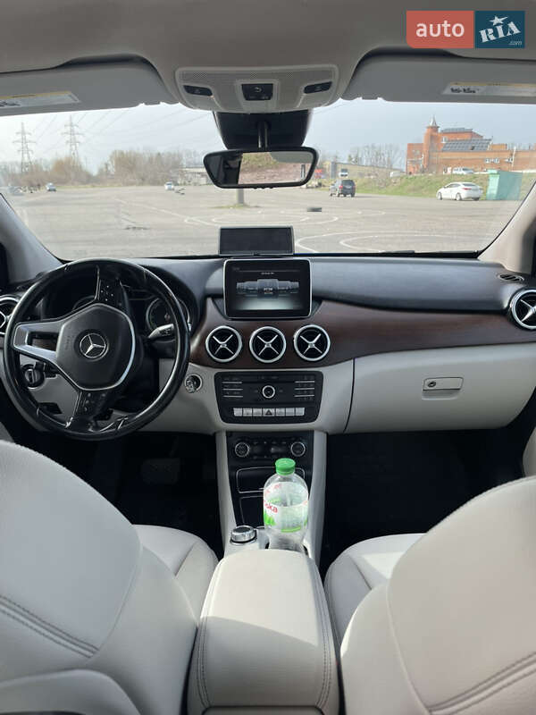 Хетчбек Mercedes-Benz B-Class 2015 в Полтаві фото 22 Хетчбек Mercedes-Benz B-Class 2015 в Полтаві