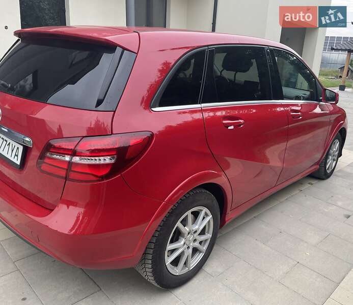 Хэтчбек Mercedes-Benz B-Class 2017 в Ужгороде фото 2 Хэтчбек Mercedes-Benz B-Class 2017 в Ужгороде