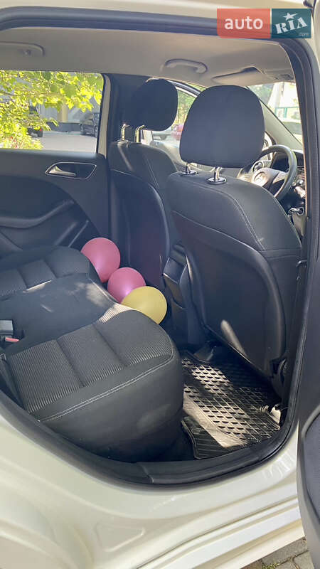 Хэтчбек Mercedes-Benz B-Class 2016 в Одессе