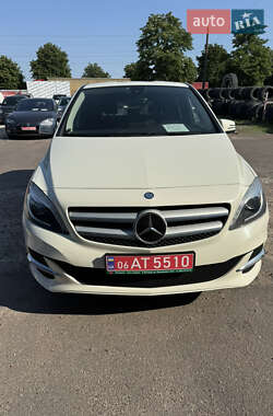 Хэтчбек Mercedes-Benz B-Class 2016 в Житомире
