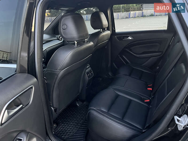 Хетчбек Mercedes-Benz B-Class 2015 в Тернополі