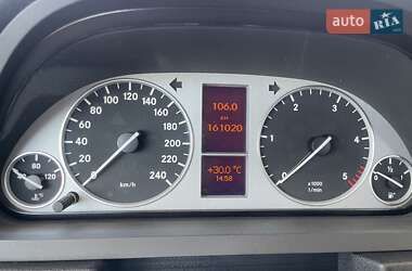 Хэтчбек Mercedes-Benz B-Class 2010 в 
