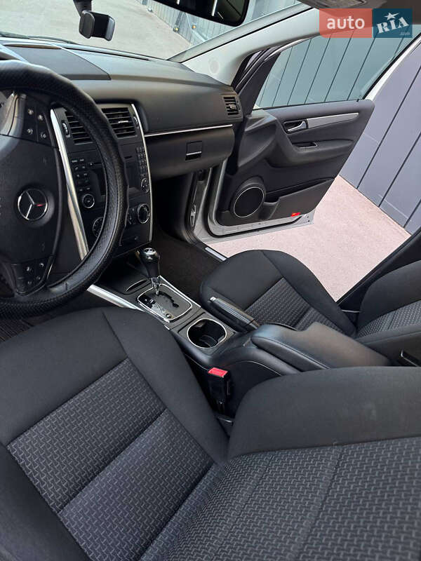 Хетчбек Mercedes-Benz B-Class 2011 в Рівному