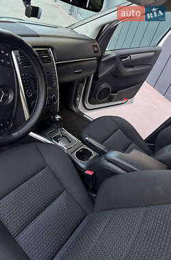 Хэтчбек Mercedes-Benz B-Class 2011 в 