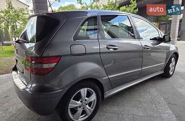 Хэтчбек Mercedes-Benz B-Class 2008 в 