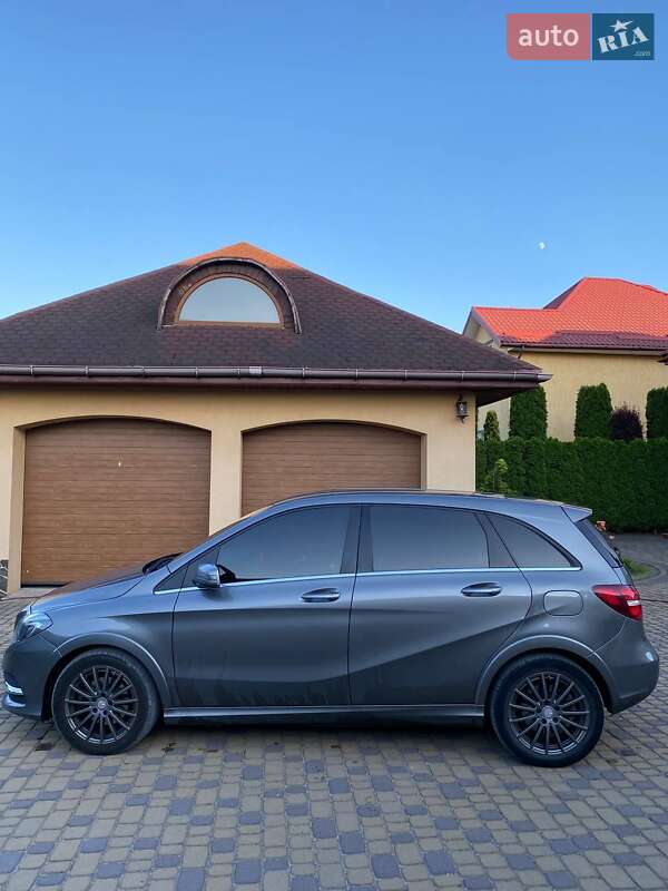 Mercedes-Benz B-Class 2015
