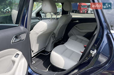 Хэтчбек Mercedes-Benz B-Class 2017 в 