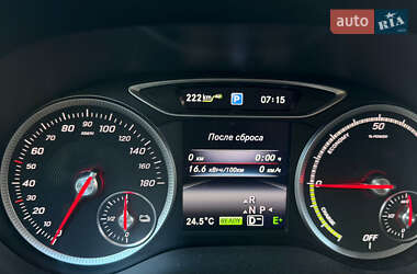 Хэтчбек Mercedes-Benz B-Class 2015 в 
