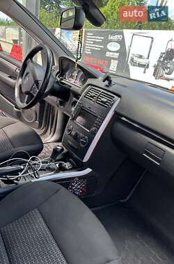 Хетчбек Mercedes-Benz B-Class 2009 в 