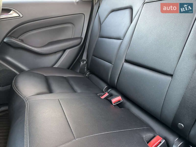 Хэтчбек Mercedes-Benz B-Class 2017 в Миргороде